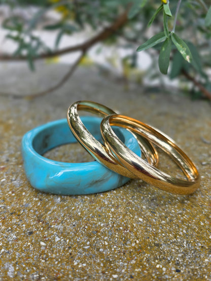 Maréa Resin Bangle Set – Turquoise & Gold Tone Bracelet Trio