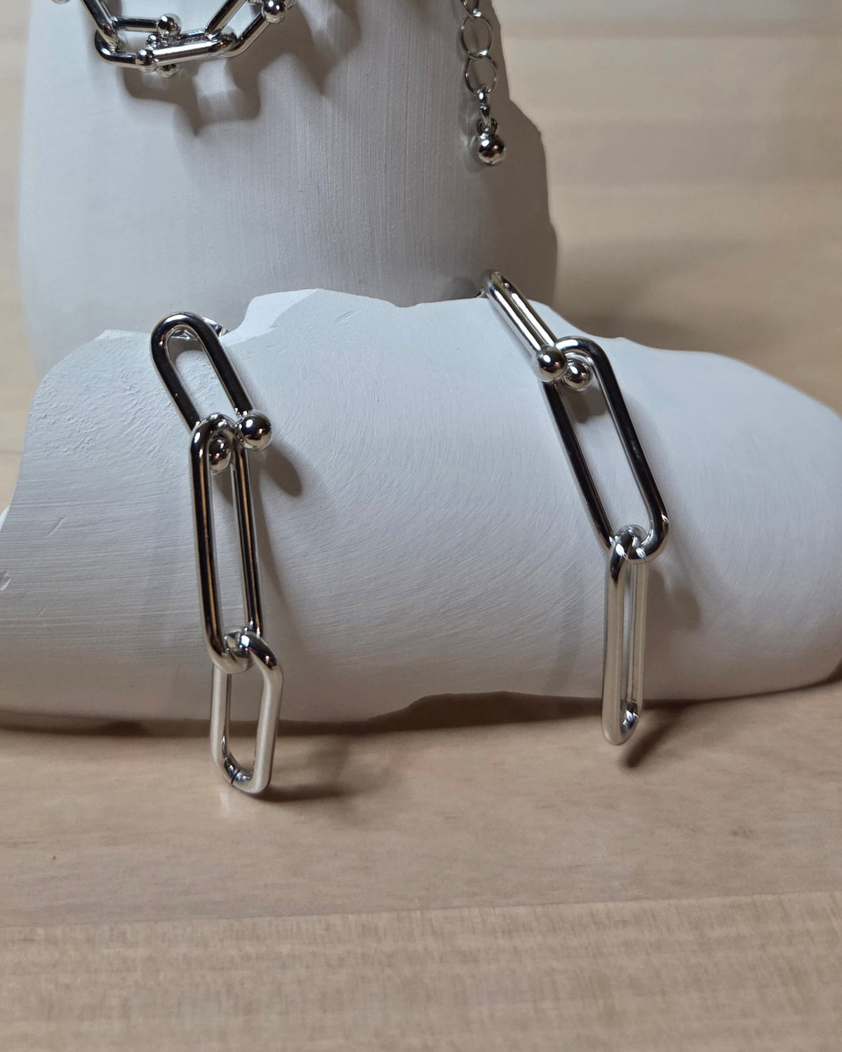 Auréline Chain-Link Drop Earrings